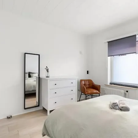 Apartament Sunny 500m From The Beach Oostend *